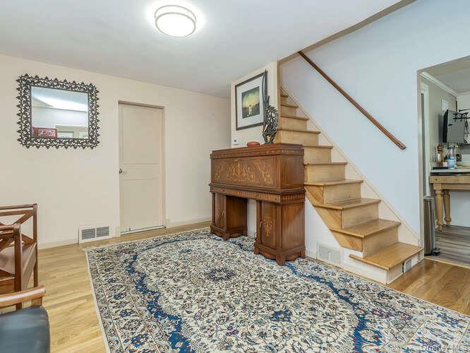 171 8th Avenue, Sea Cliff, NY 11579