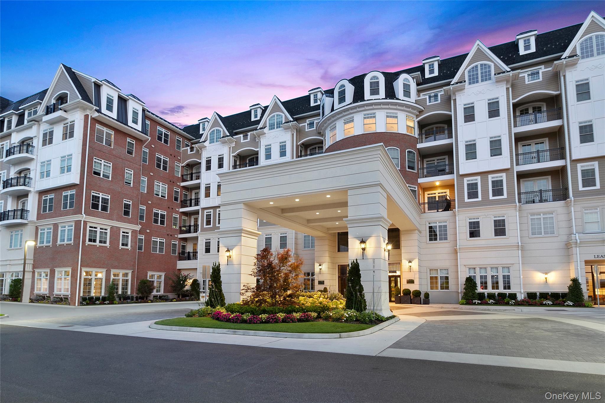 990 Corporate Drive # 217, Westbury, NY 11590