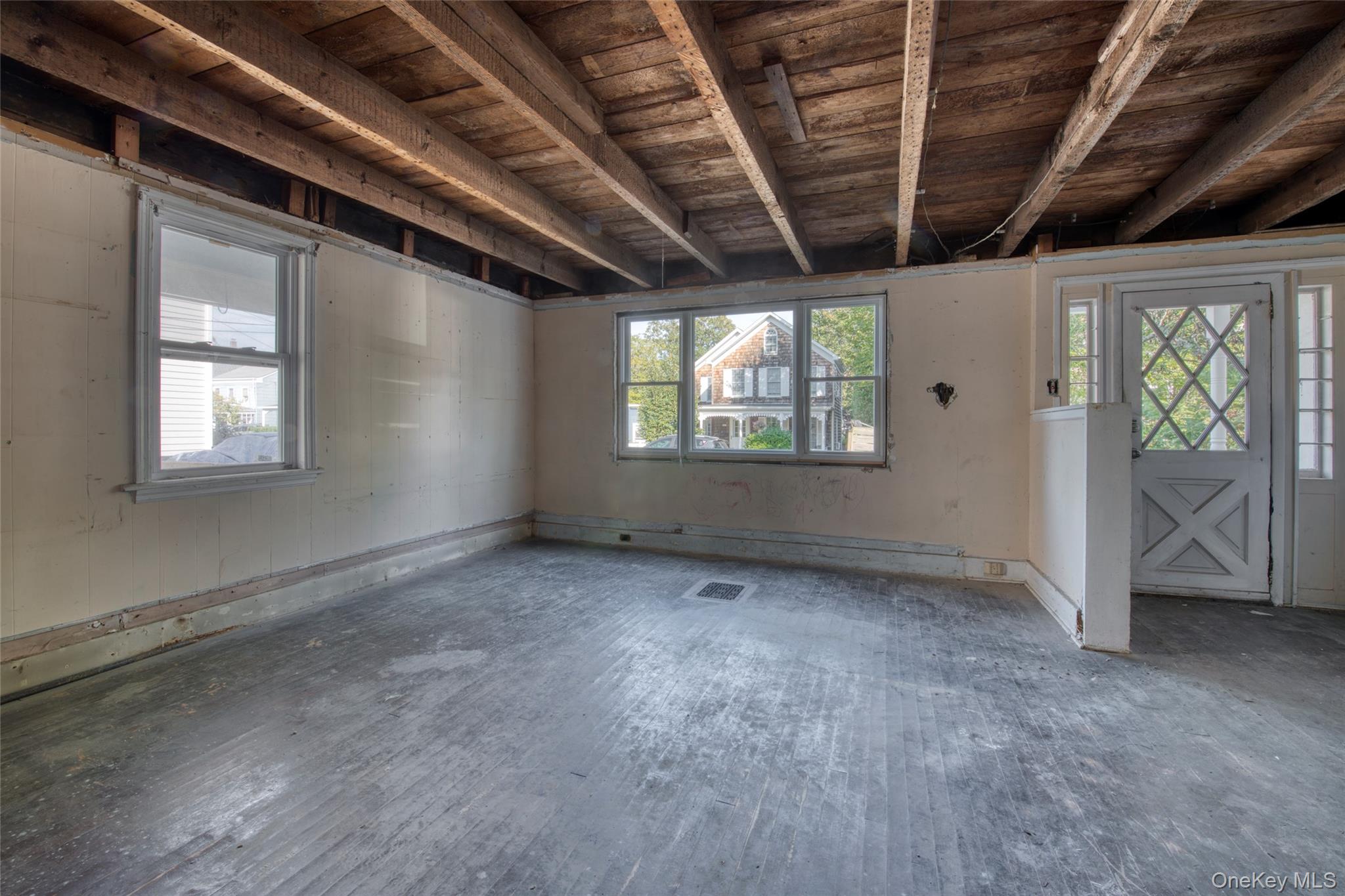 151 Central Avenue, Greenport, NY 11944