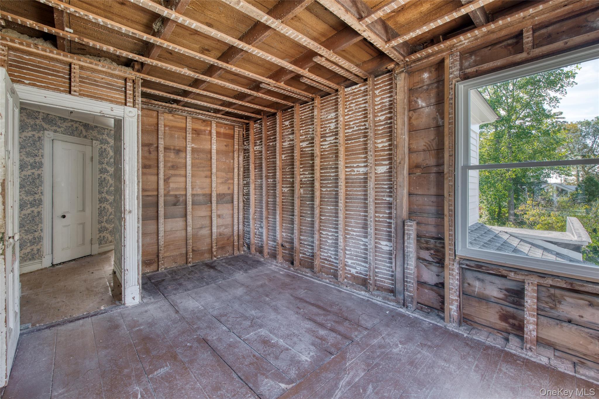 151 Central Avenue, Greenport, NY 11944