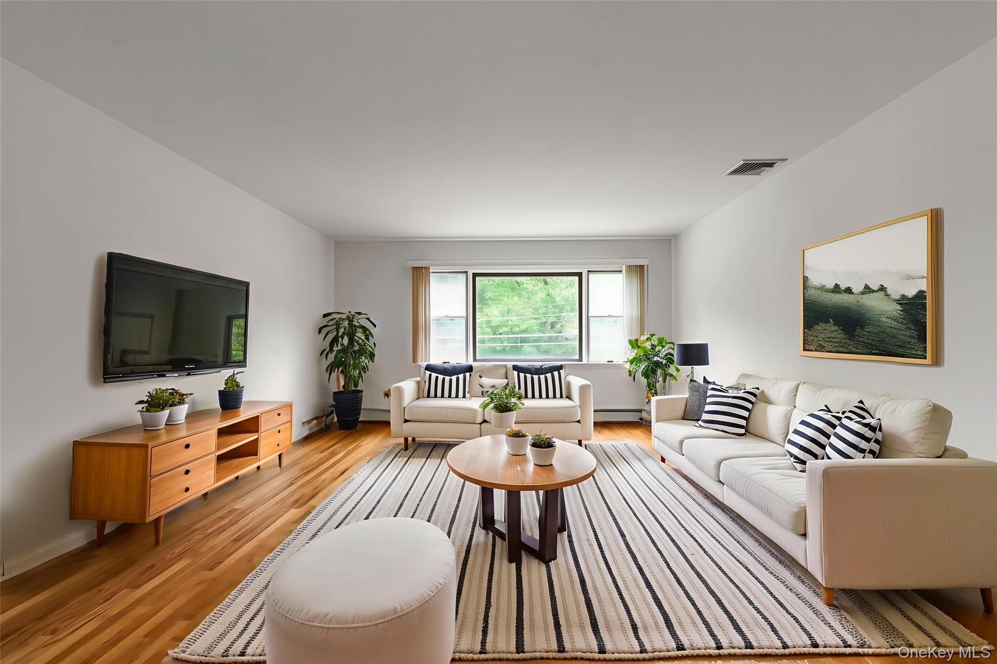 973 N Broadway, White Plains, NY 10603