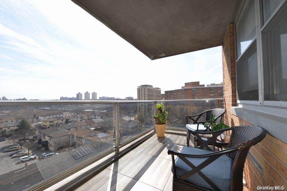 61-20 Grand Central Parkway # B 903, Forest Hills, NY 11375