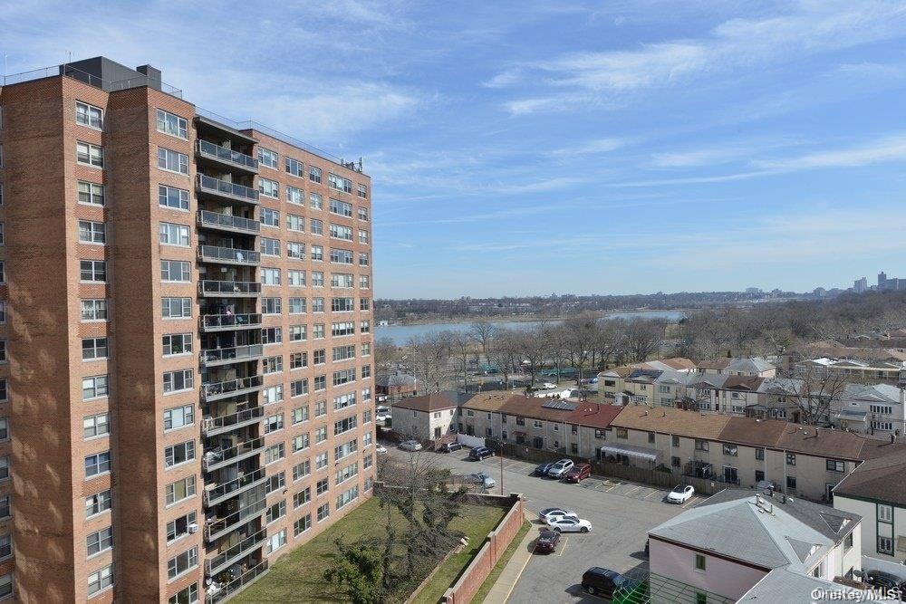 61-20 Grand Central Parkway # B 903, Forest Hills, NY 11375