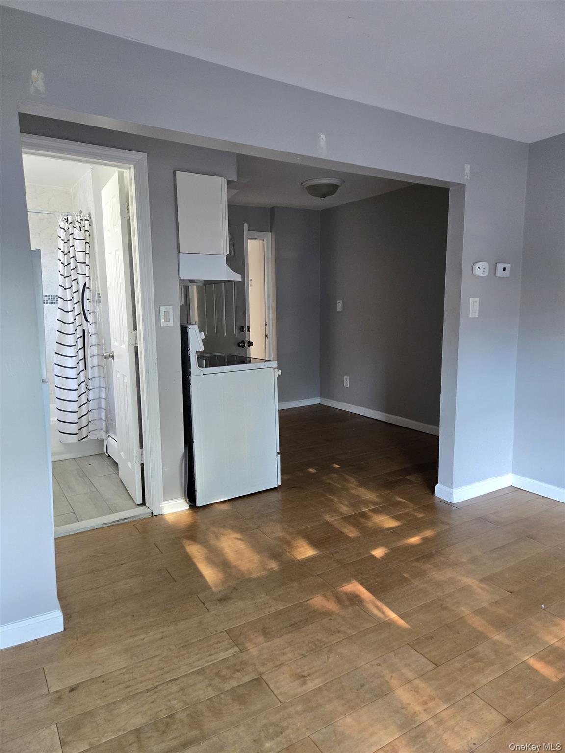 20-22 Bay Shore Ave # Apt 20-3, Bay Shore, NY 11706