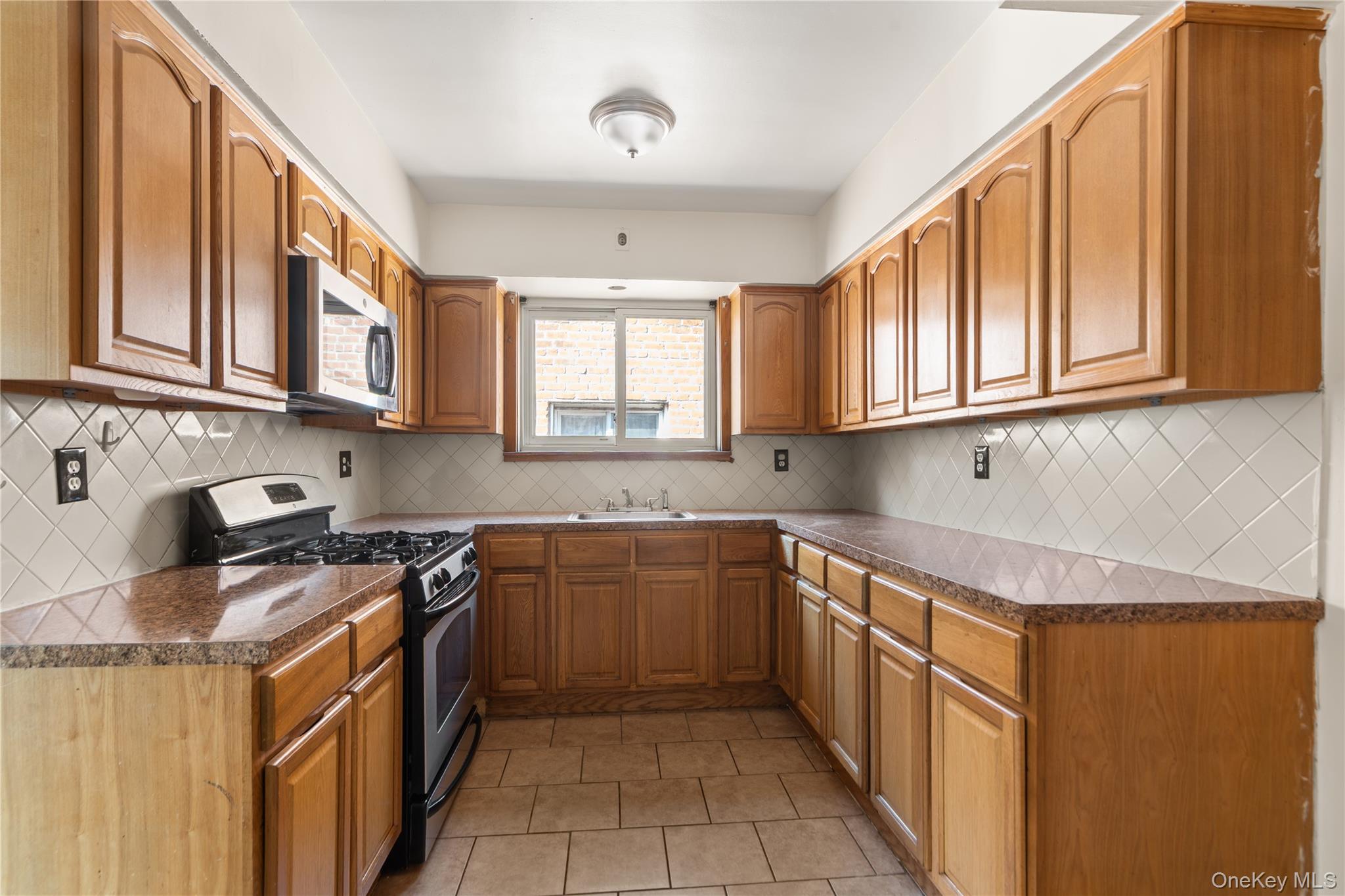 1163 Havemeyer Avenue, Bronx, NY 10462