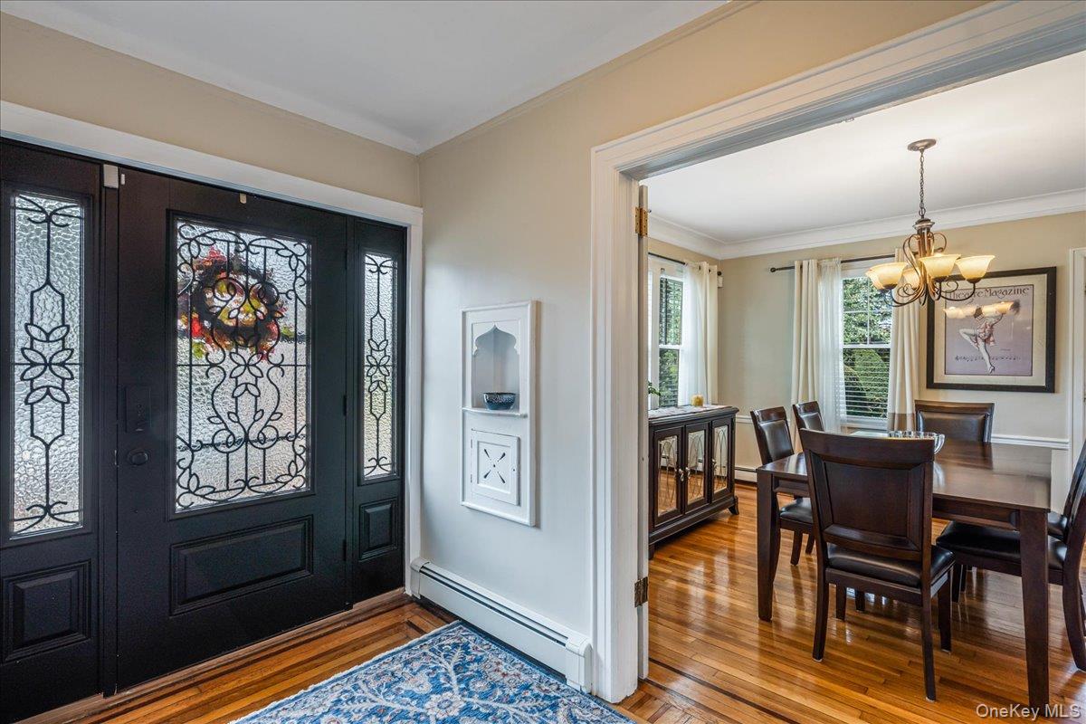 2 Derby Court, Malverne, NY 11565