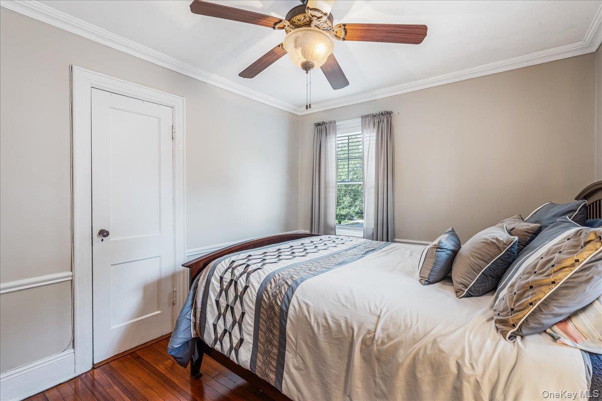 2 Derby Court, Malverne, NY 11565