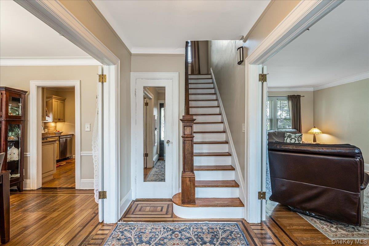 2 Derby Court, Malverne, NY 11565