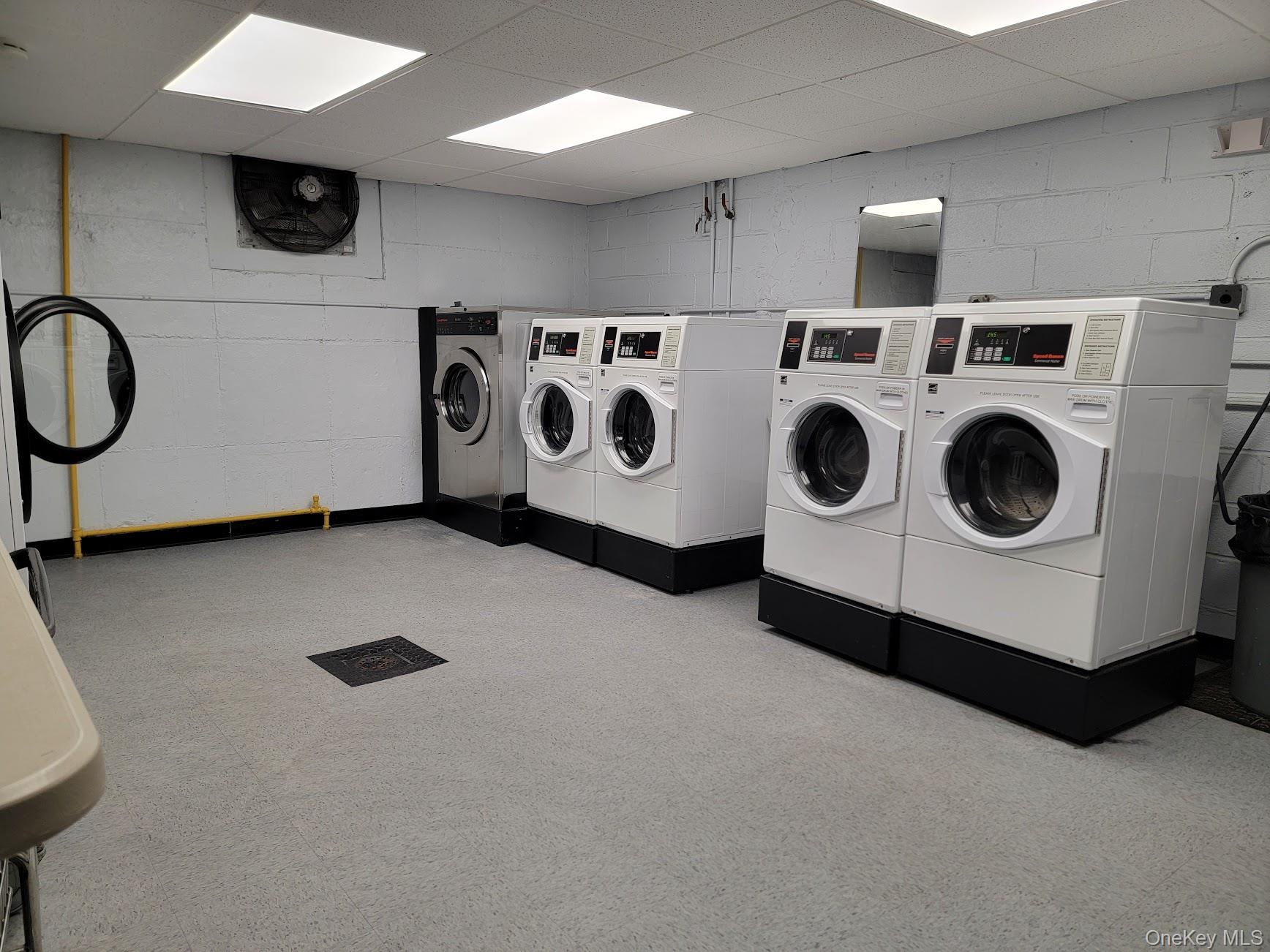 195 N Village Avenue # D4, Rockville Centre, NY 11570