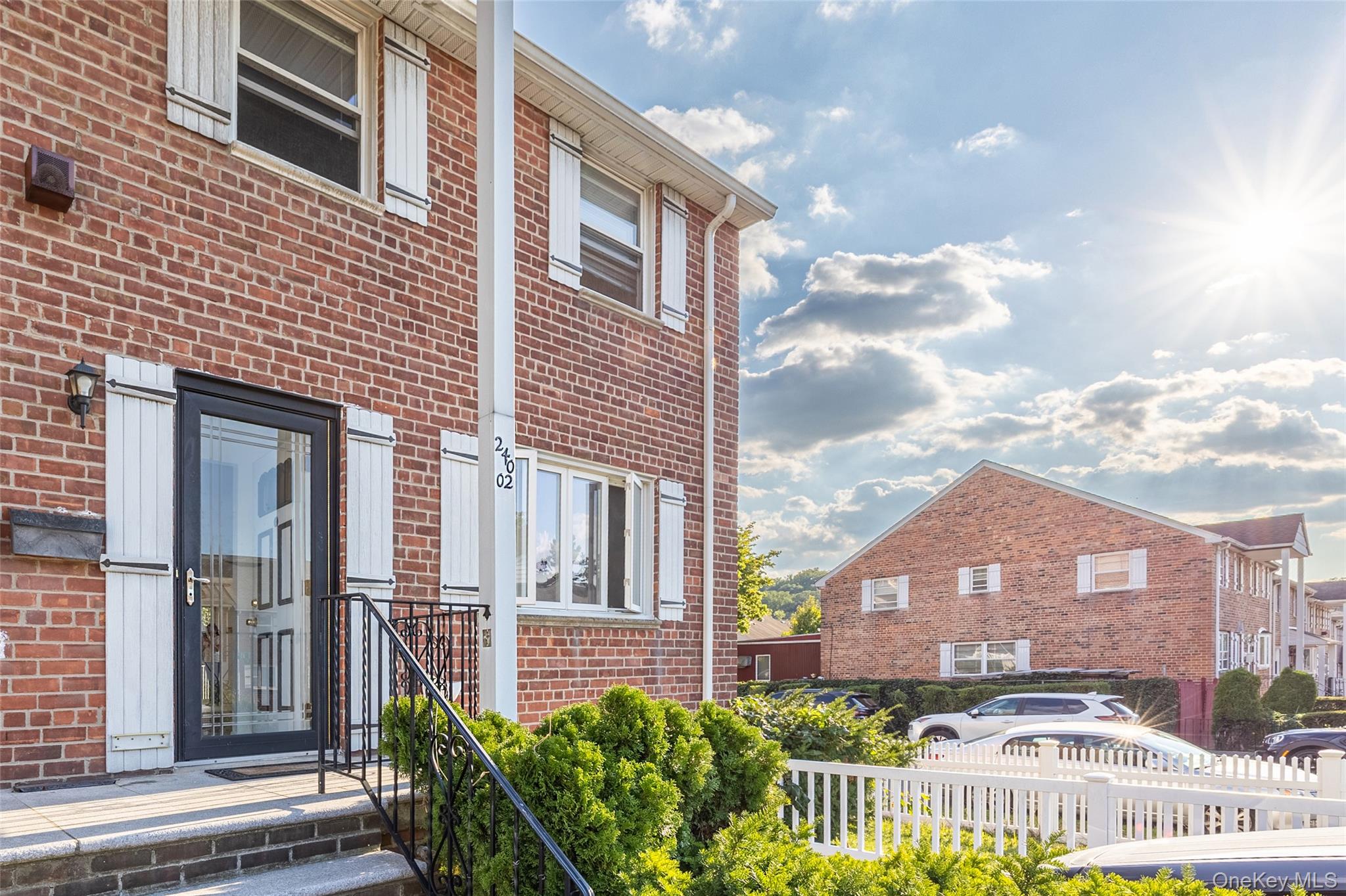240-02 65 Avenue, Little Neck, NY 11362