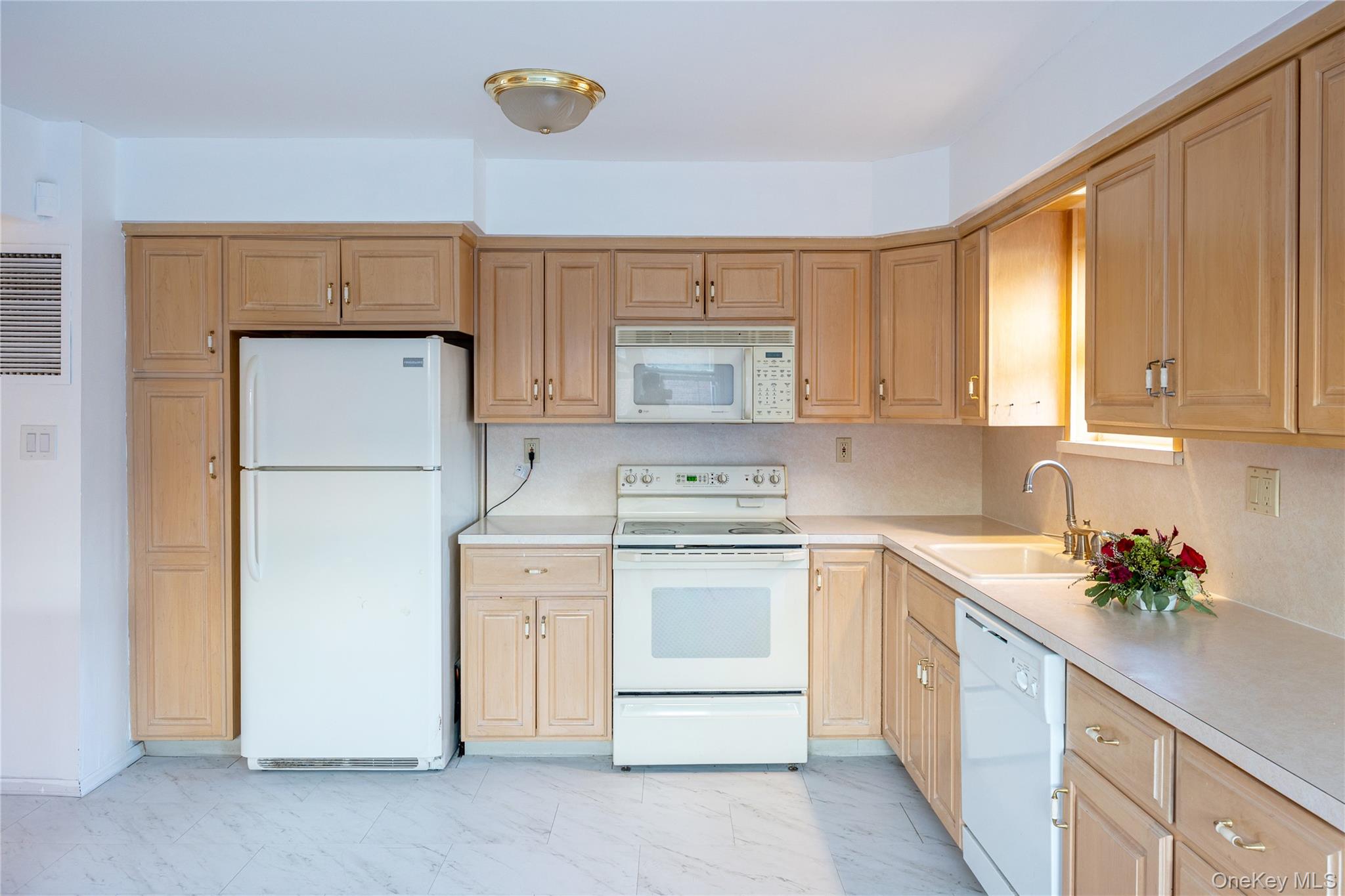 240-02 65th Avenue, Little Neck, NY 11362