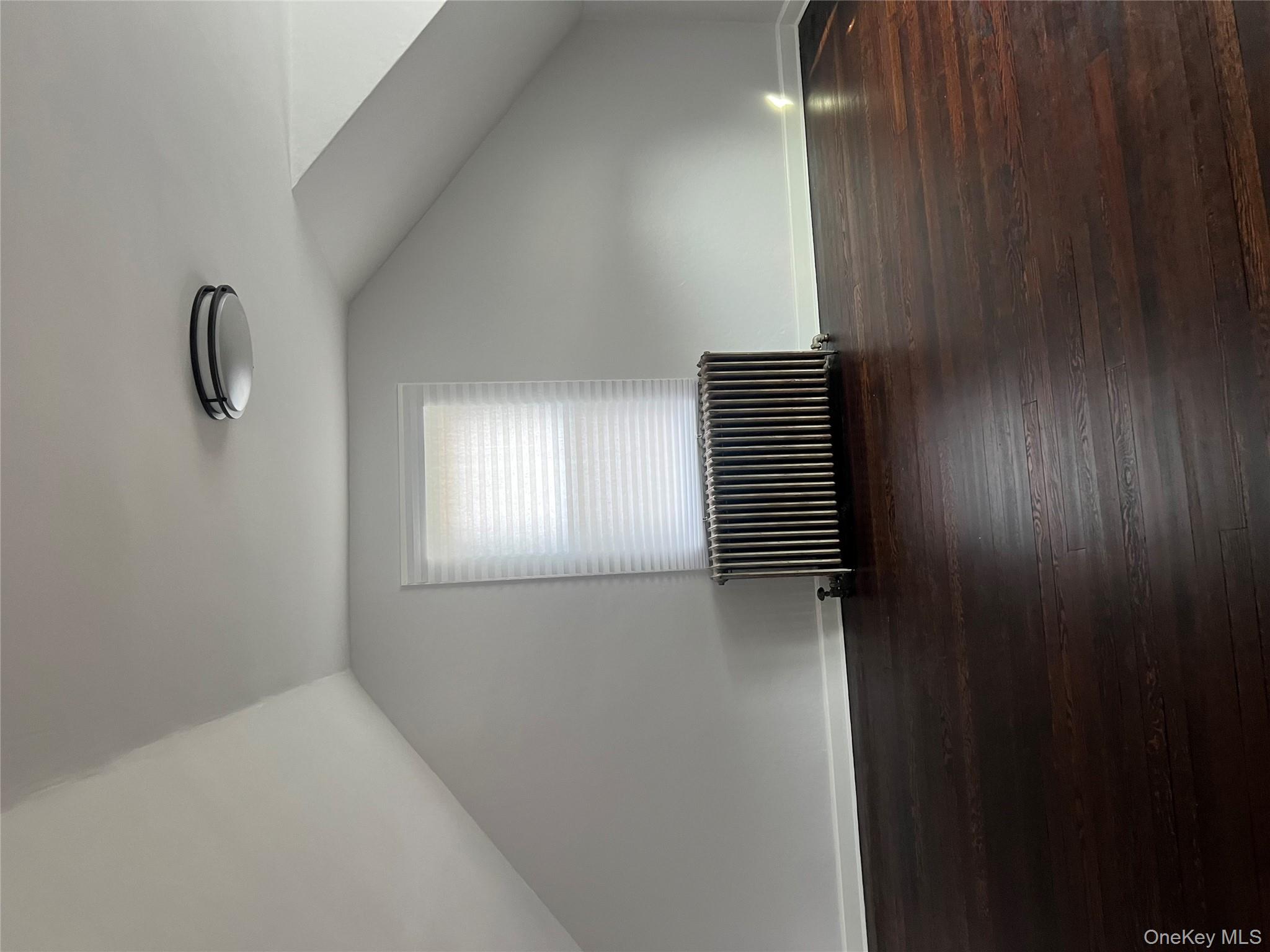 749 E Main Street, Kings Park, NY 11754