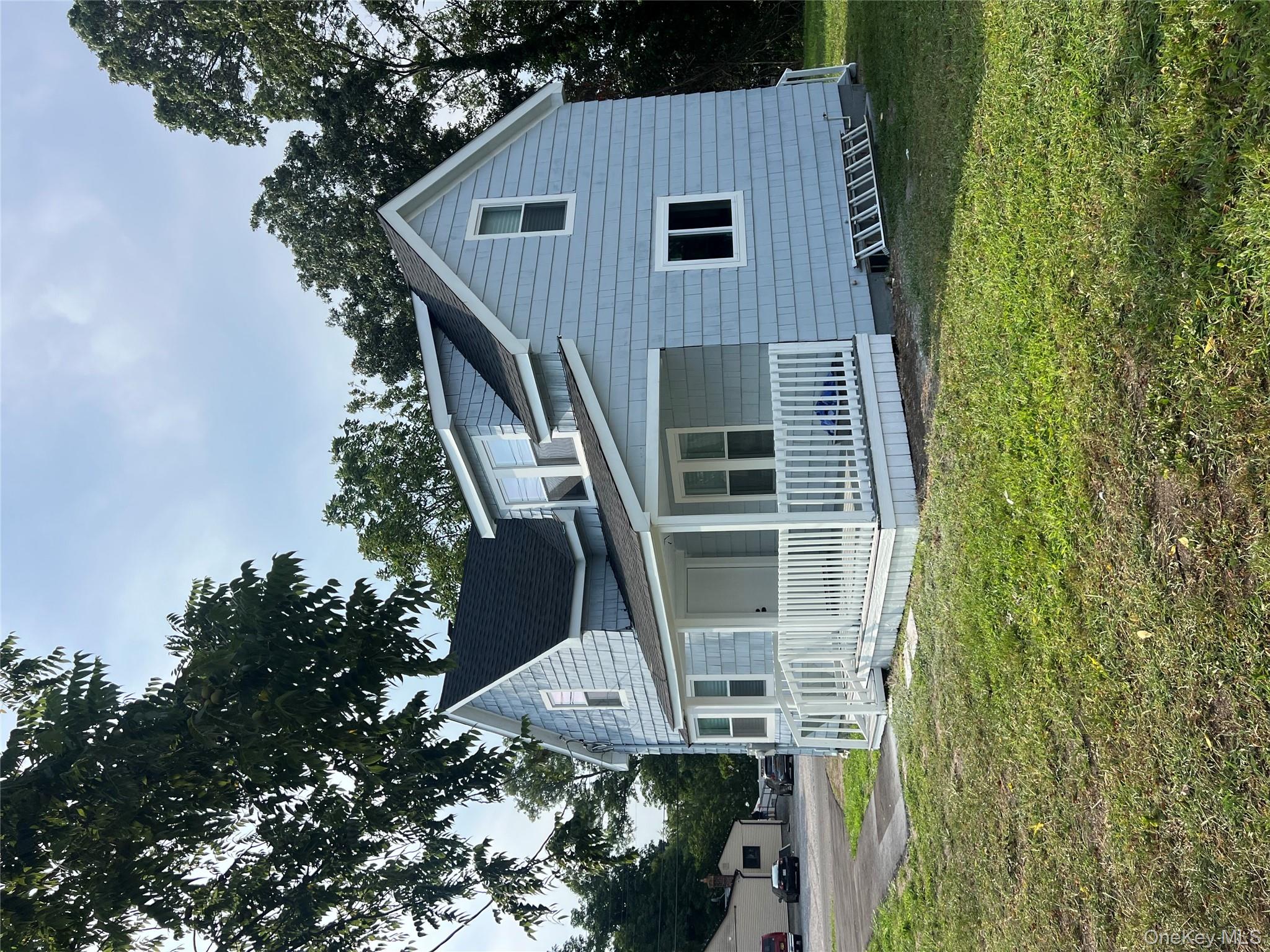 749 E Main Street, Kings Park, NY 11754