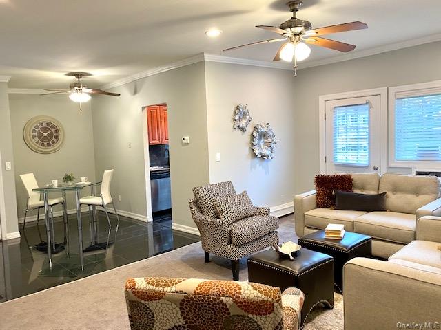 562 New Highway # 7-2A, Hauppauge, NY 11788