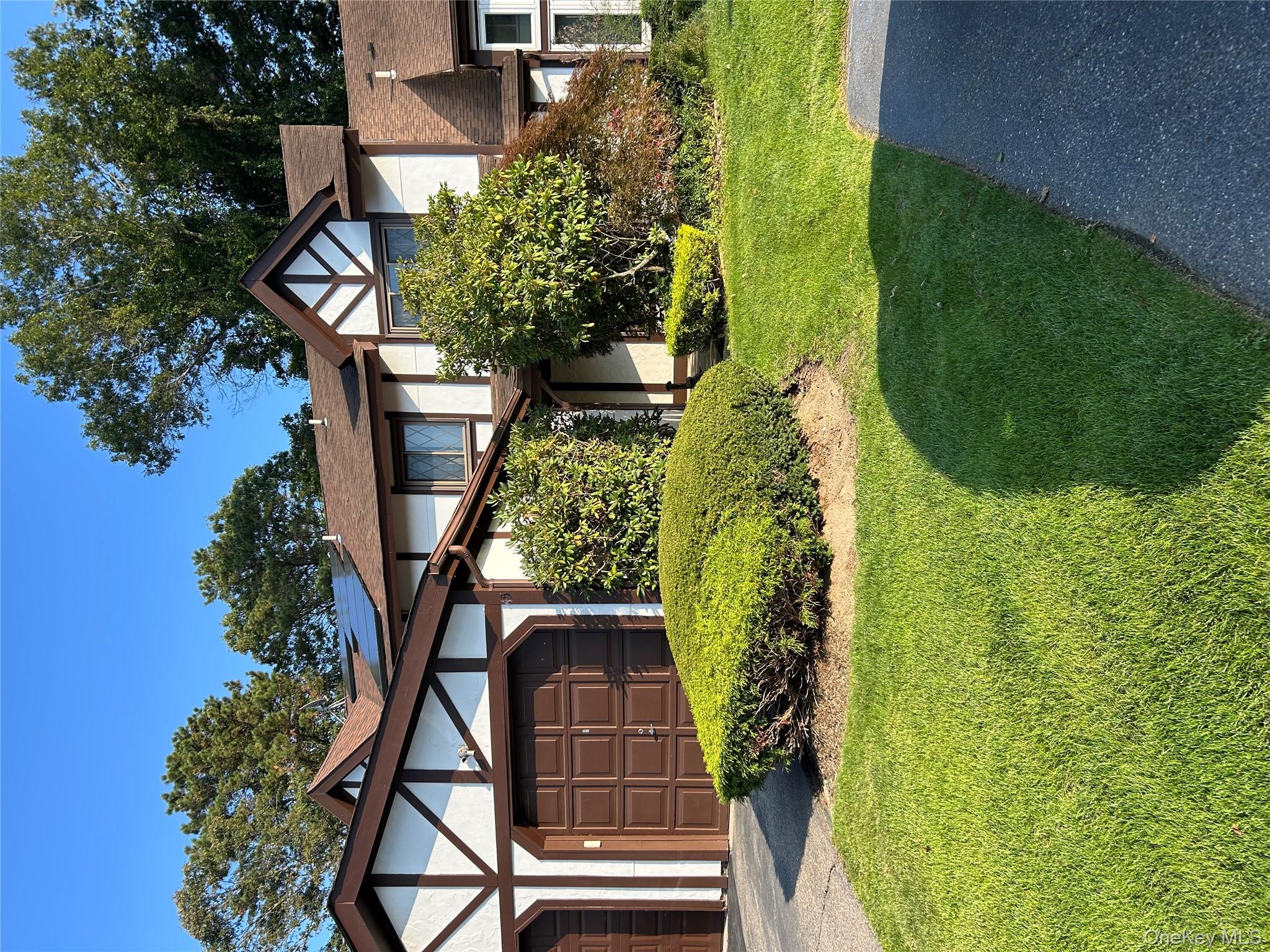 45 Briar Hill Court, Middle Island, NY 11953