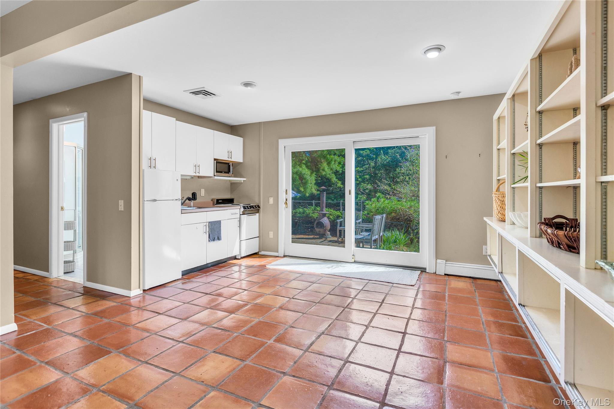 7 Beach Plum Drive, Northport, NY 11768