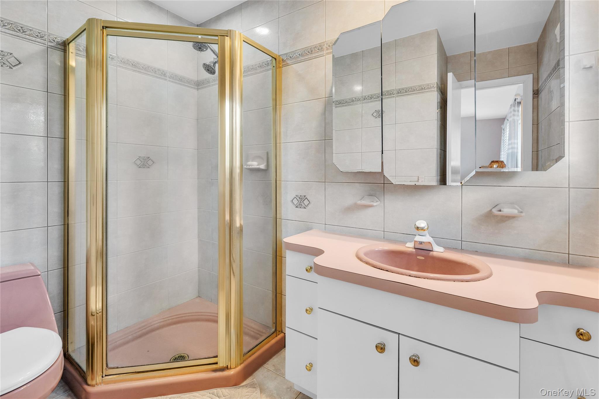 7 Beach Plum Drive, Northport, NY 11768