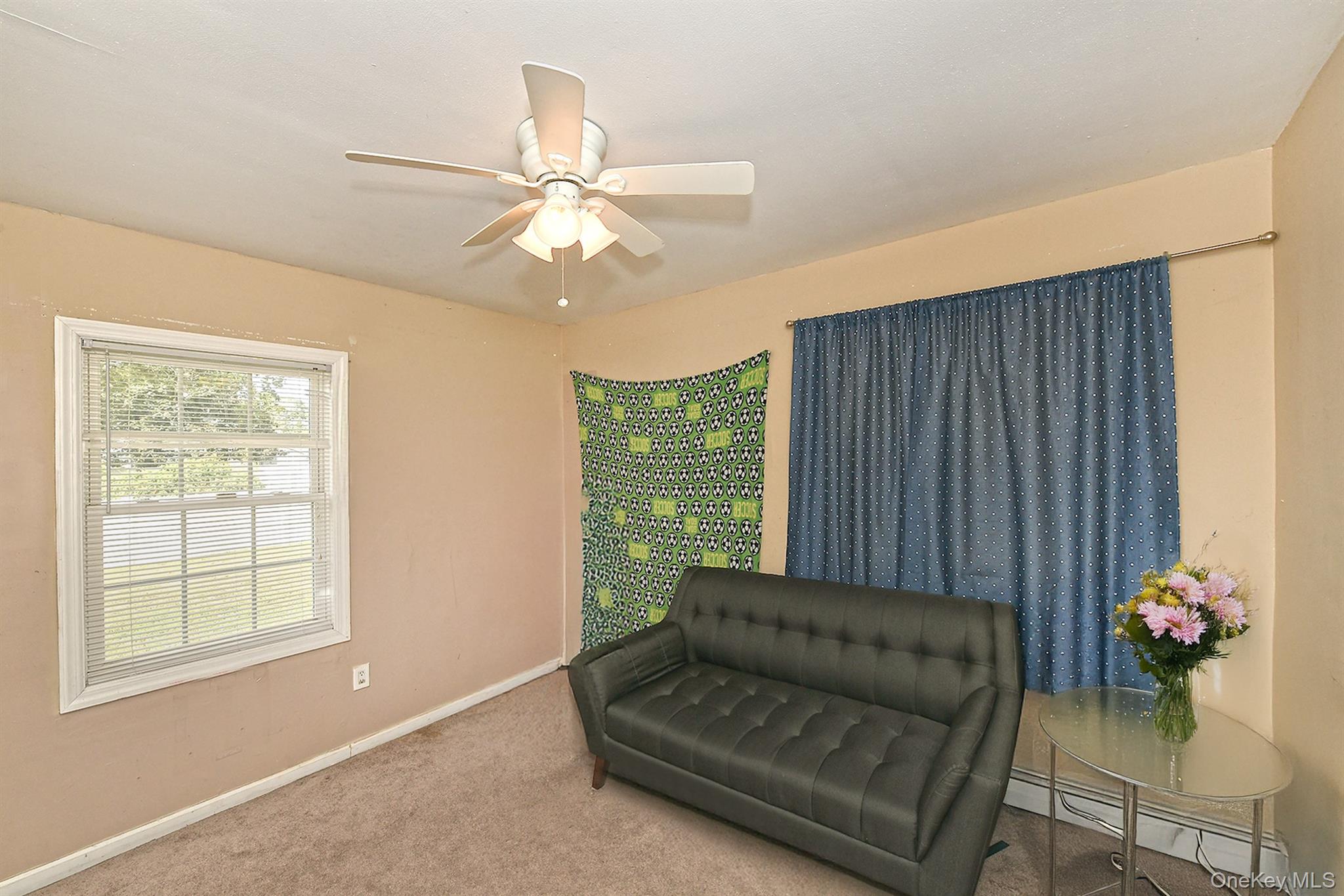 541 Blue Point Road, Farmingville, NY 11738