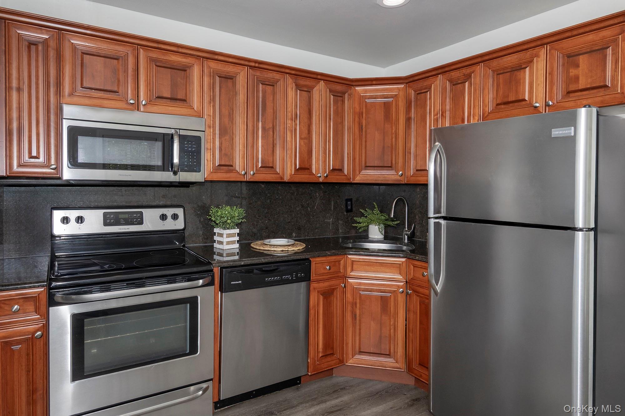 70 Middleton Road # SF05, Bohemia, NY 11716