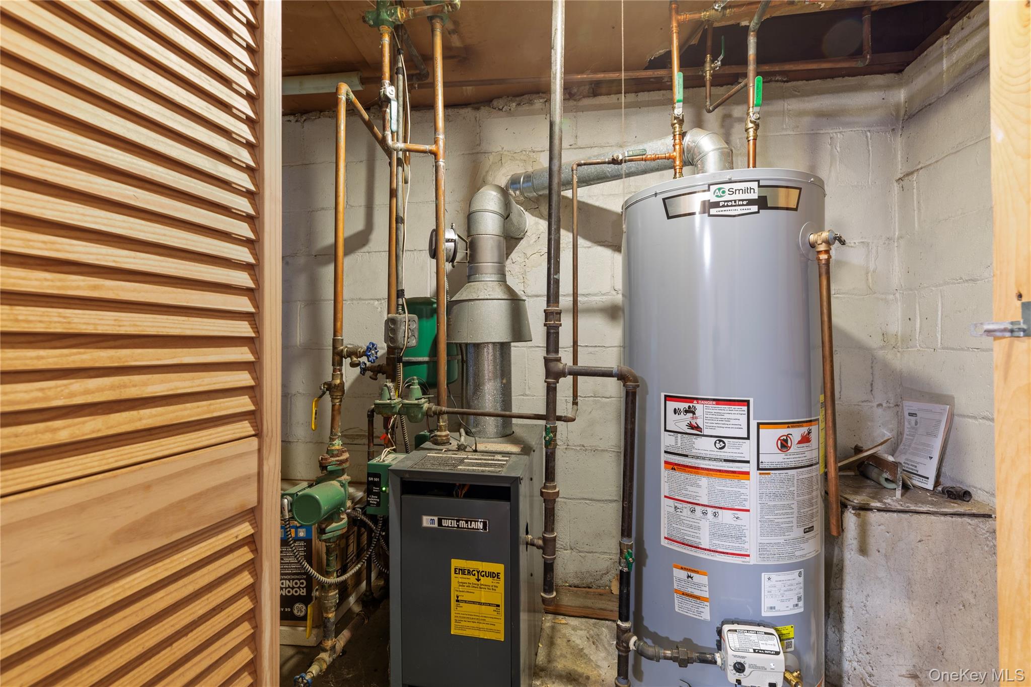 355 1st Street, Mineola, NY 11501