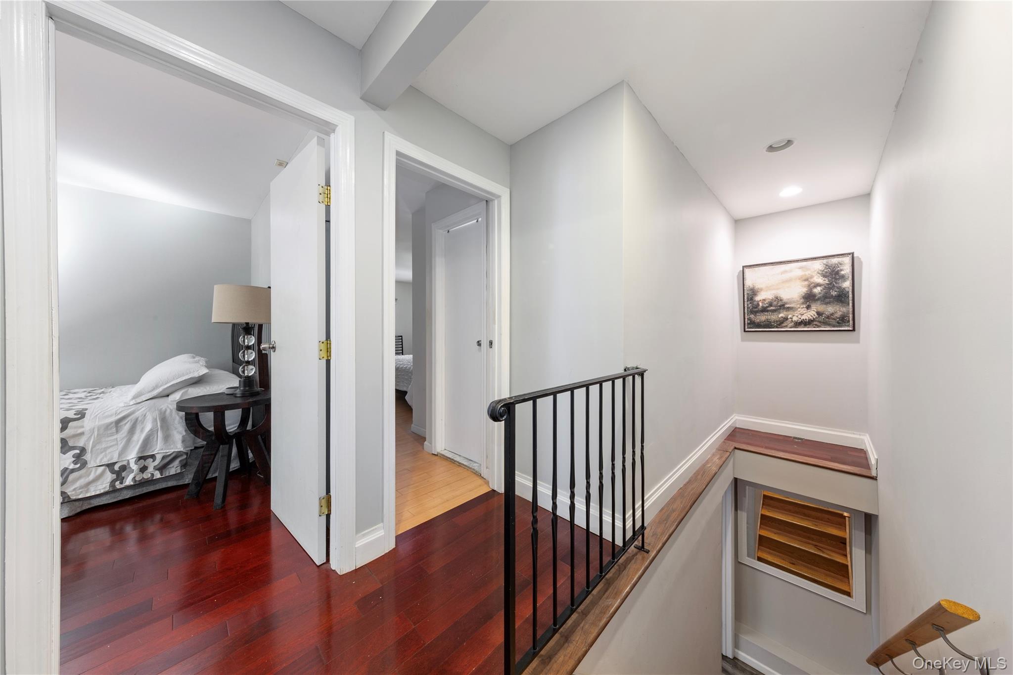 355 1st Street, Mineola, NY 11501