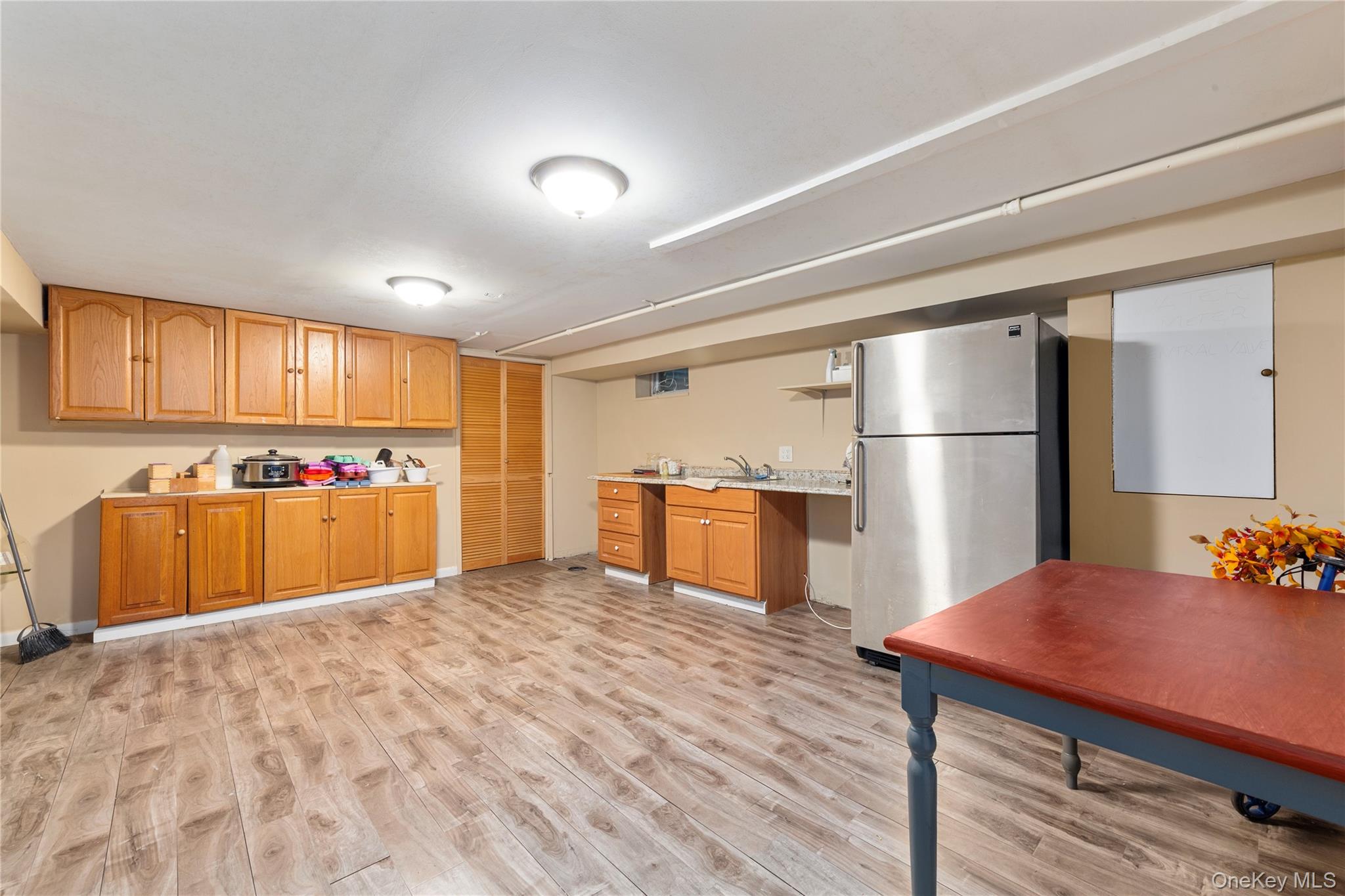 355 1st Street, Mineola, NY 11501