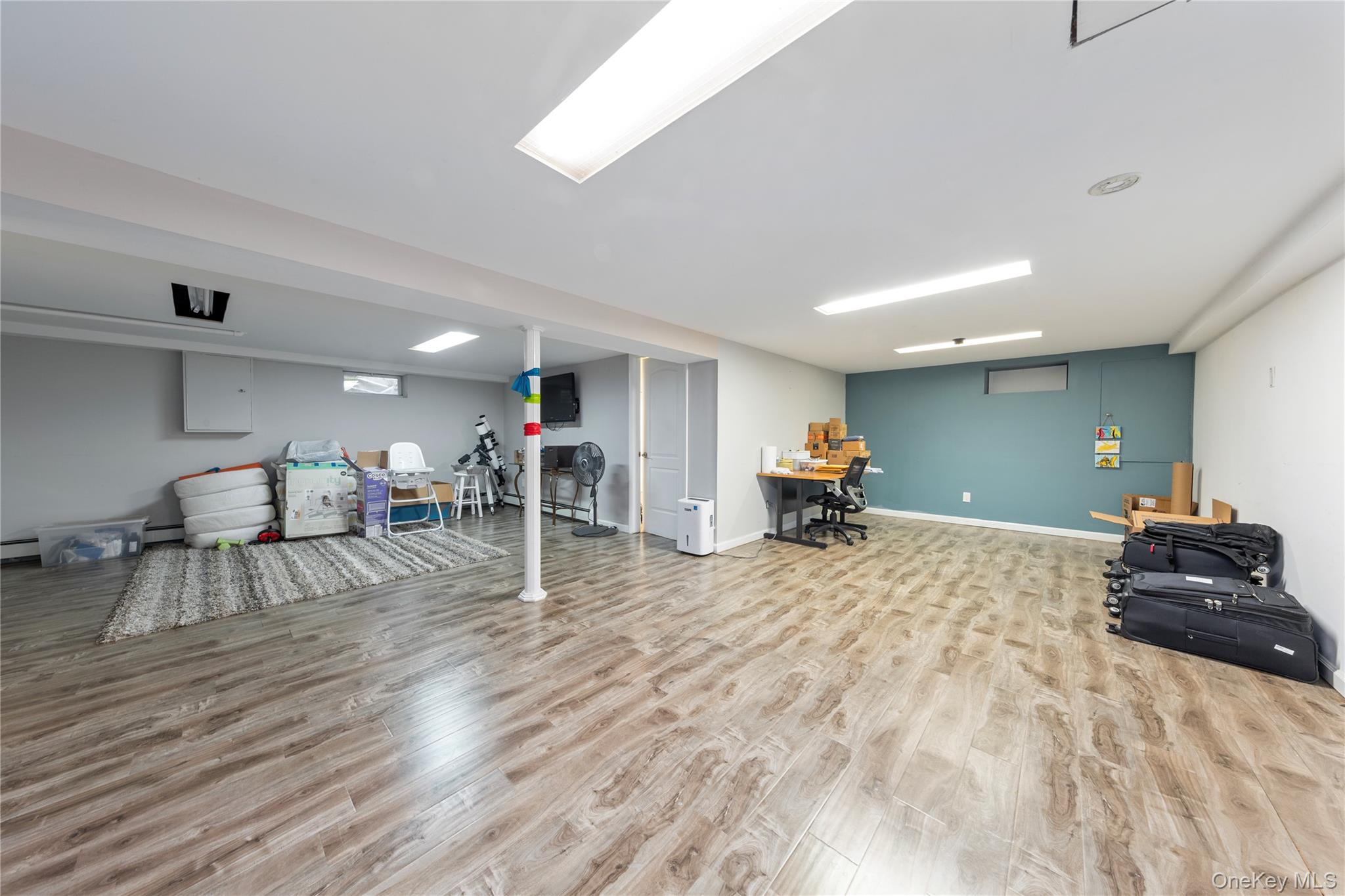 355 1st Street, Mineola, NY 11501