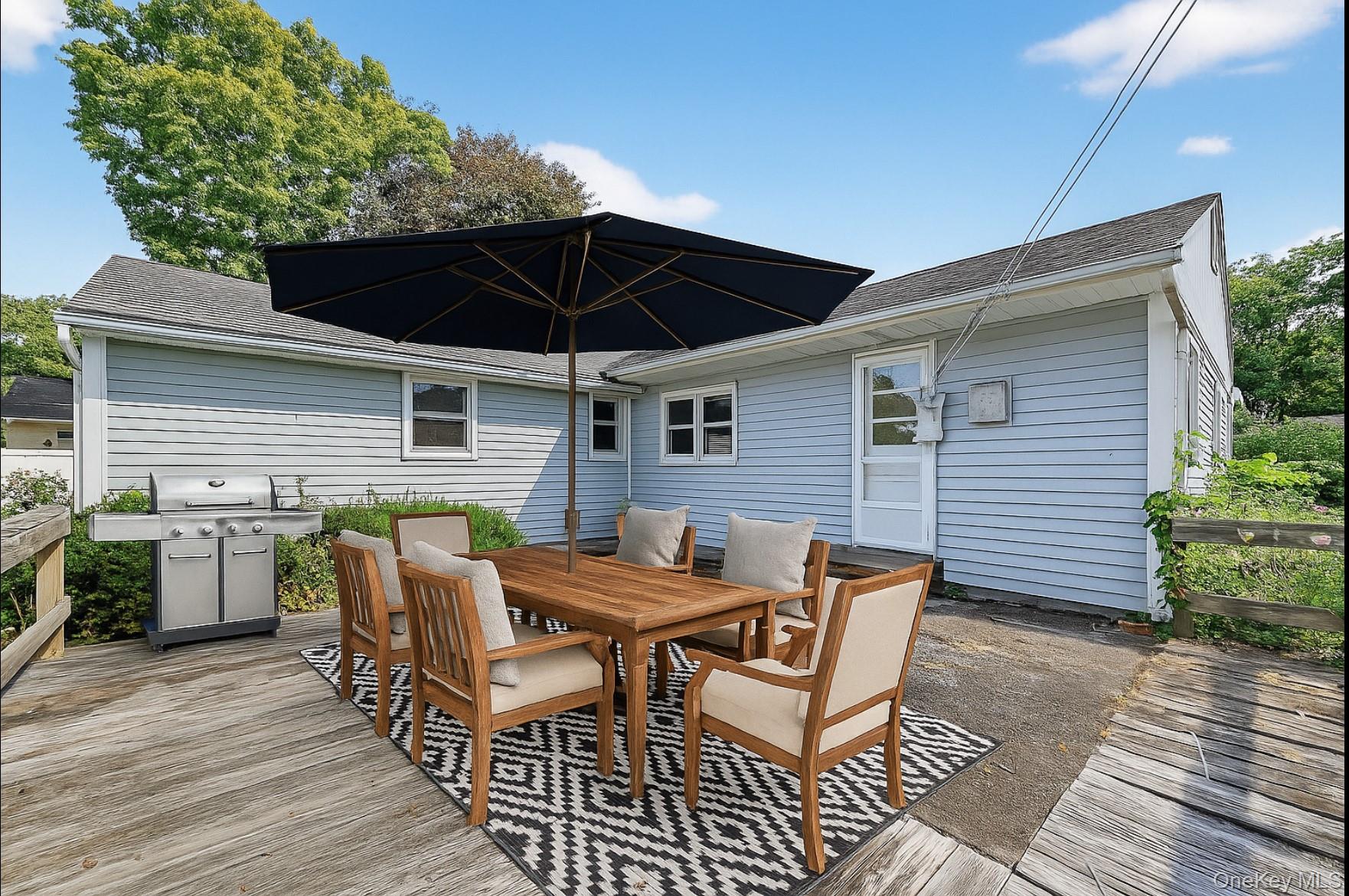 11 Hudson Drive, New Windsor, NY 12553