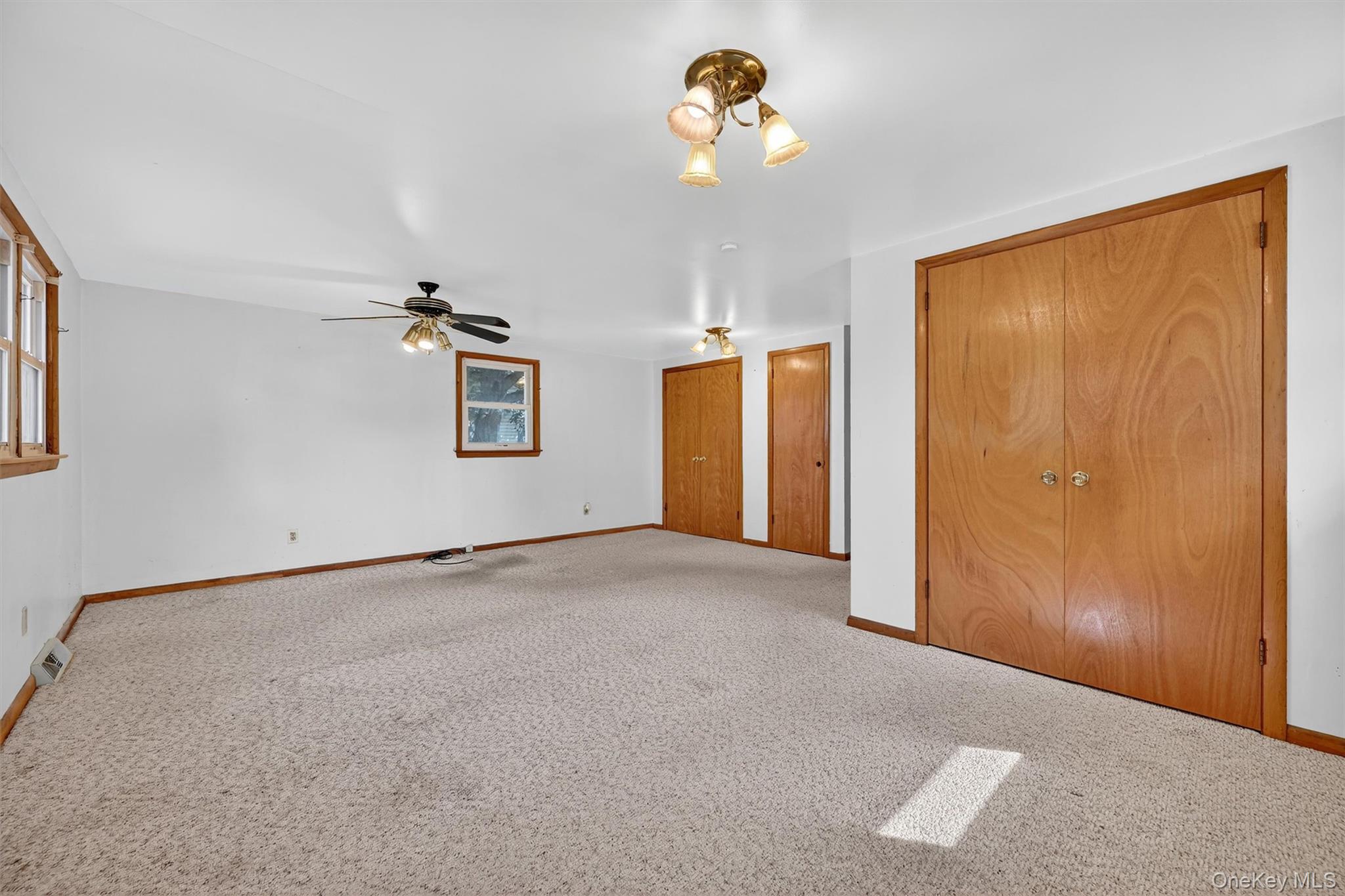 11 Hudson Drive, New Windsor, NY 12553