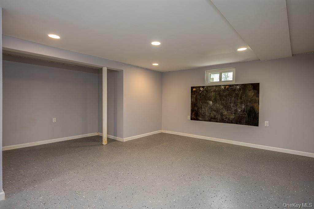 31 Verdin Drive, New City, NY 10956