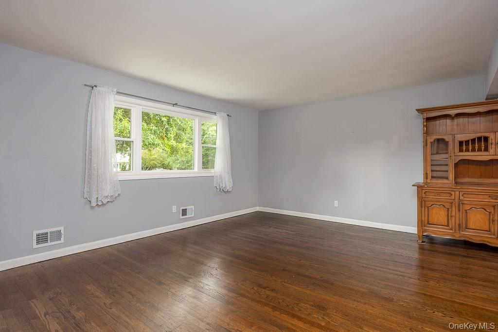 31 Verdin Drive, New City, NY 10956