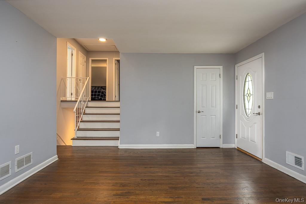 31 Verdin Drive, New City, NY 10956