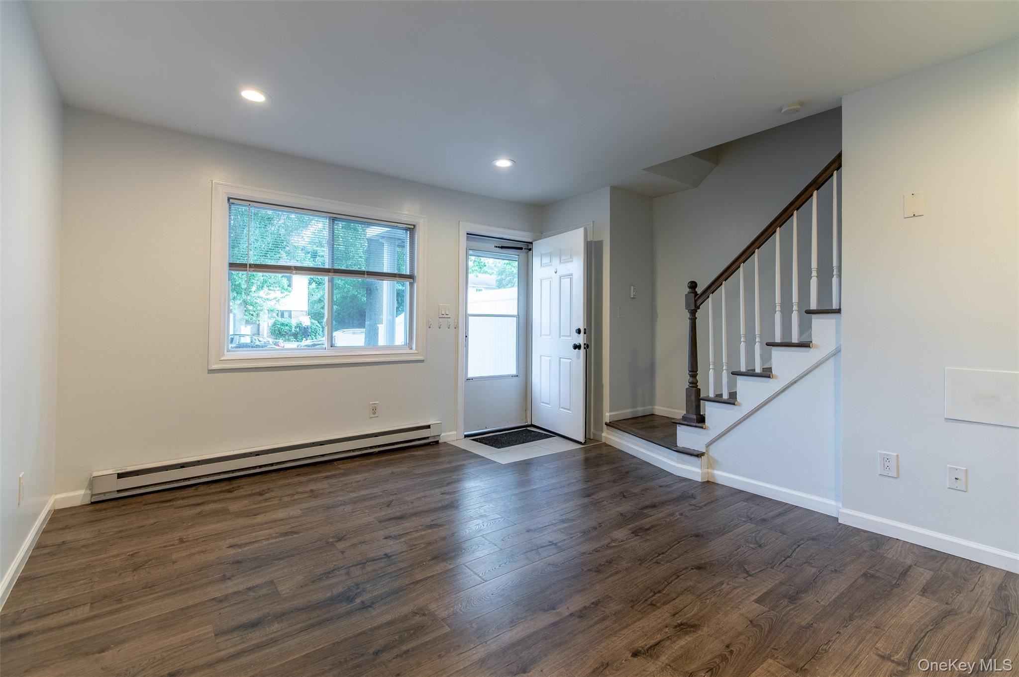 72 Tudor Lane, Bay Shore, NY 11706