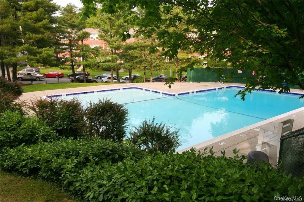 182 Pinewood Road # 23, Hartsdale, NY 10530