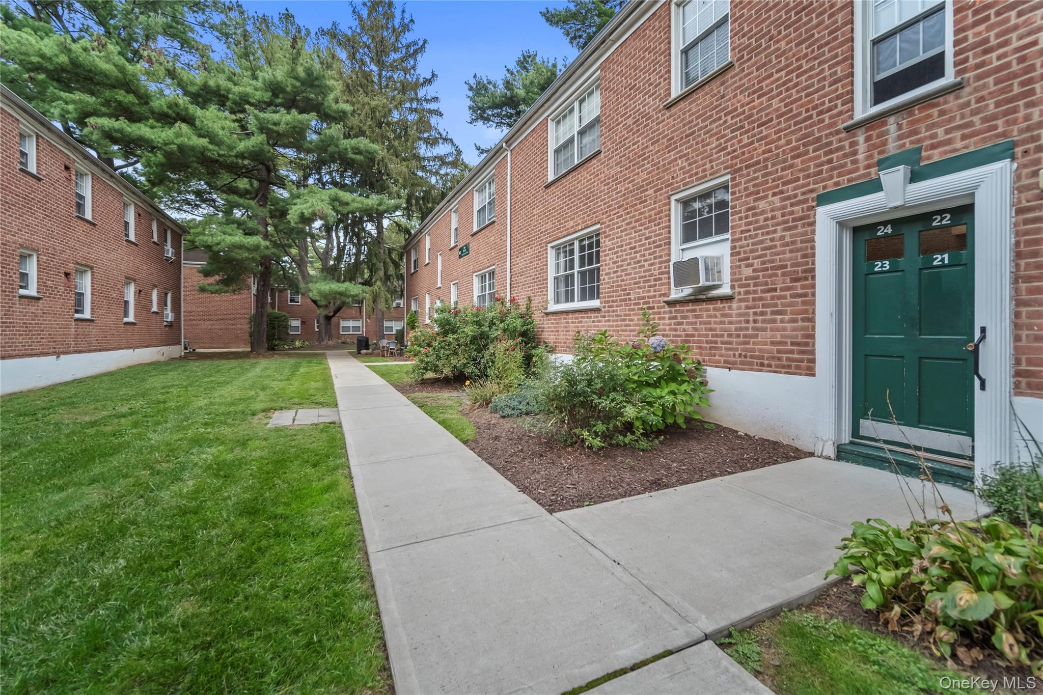 182 Pinewood Road # 23, Hartsdale, NY 10530