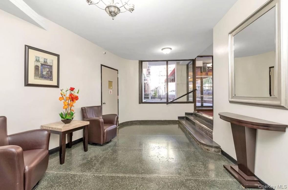 64-34 102 Street # 11E, Rego Park, NY 11374