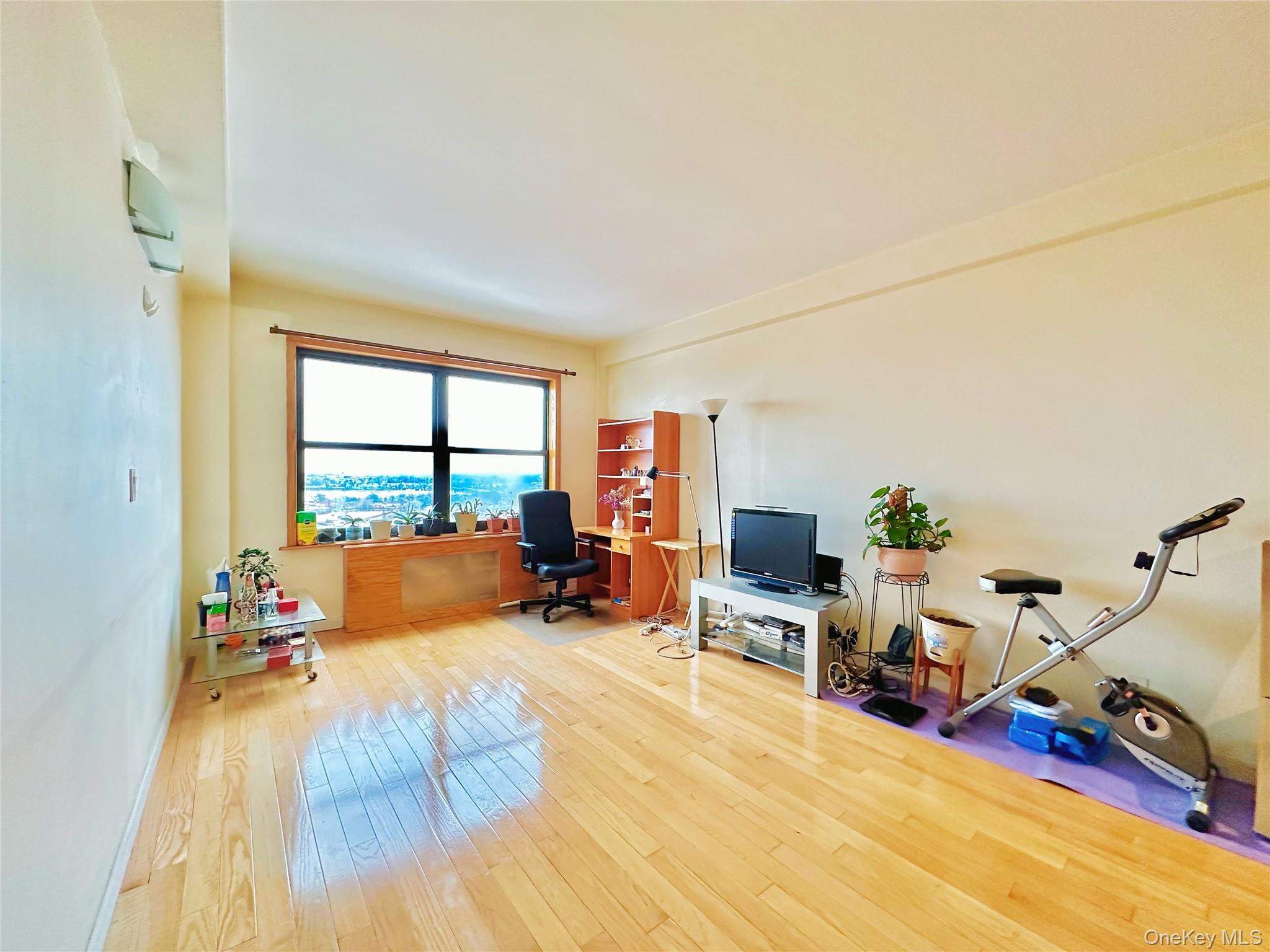 64-34 102 Street # 11E, Rego Park, NY 11374