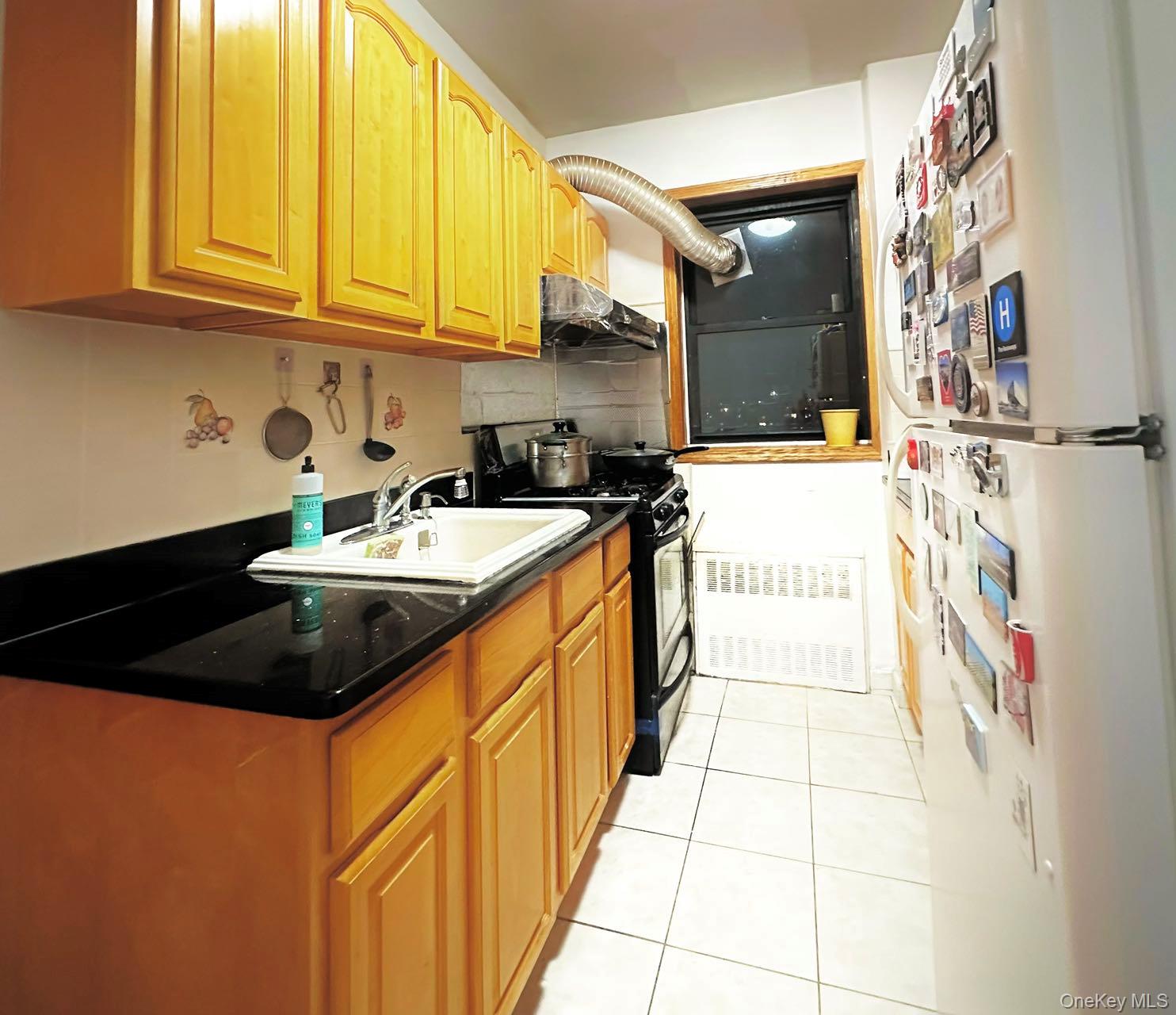 64-34 102 Street # 11E, Rego Park, NY 11374