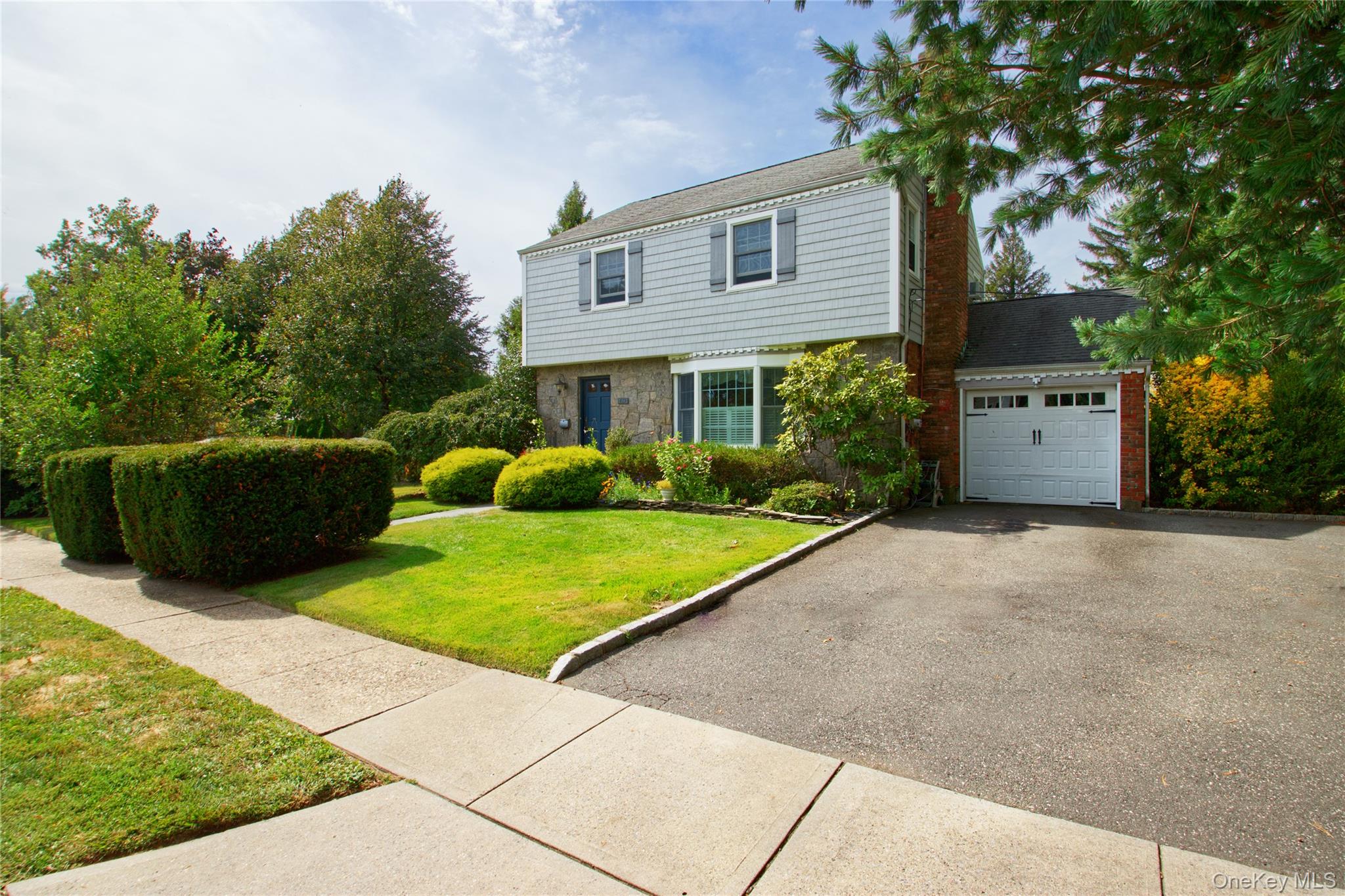 30 Boylston Street, Garden City, NY 11530