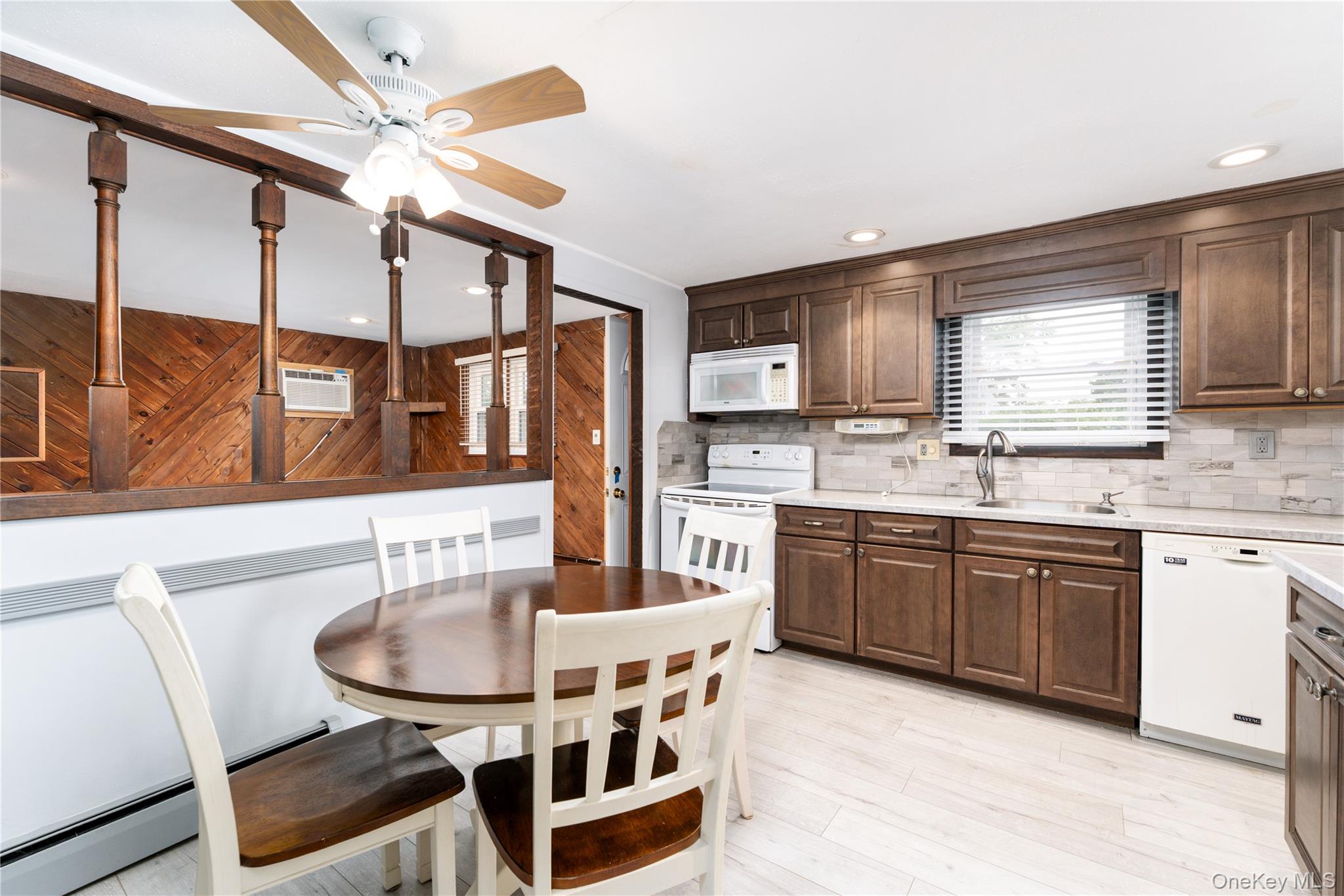 4 Comet Road, Selden, NY 11784