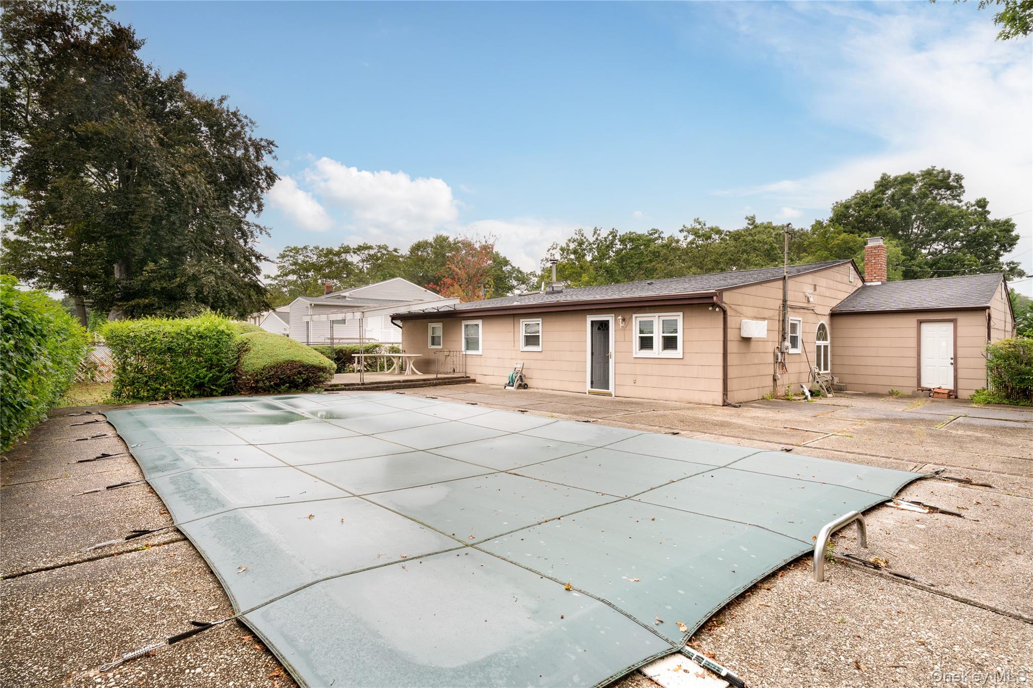 4 Comet Road, Selden, NY 11784