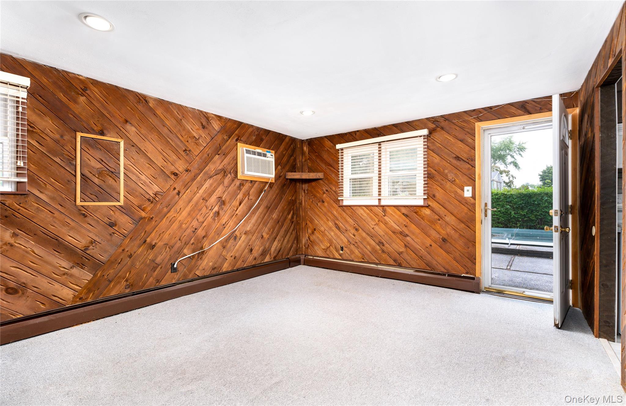 4 Comet Road, Selden, NY 11784