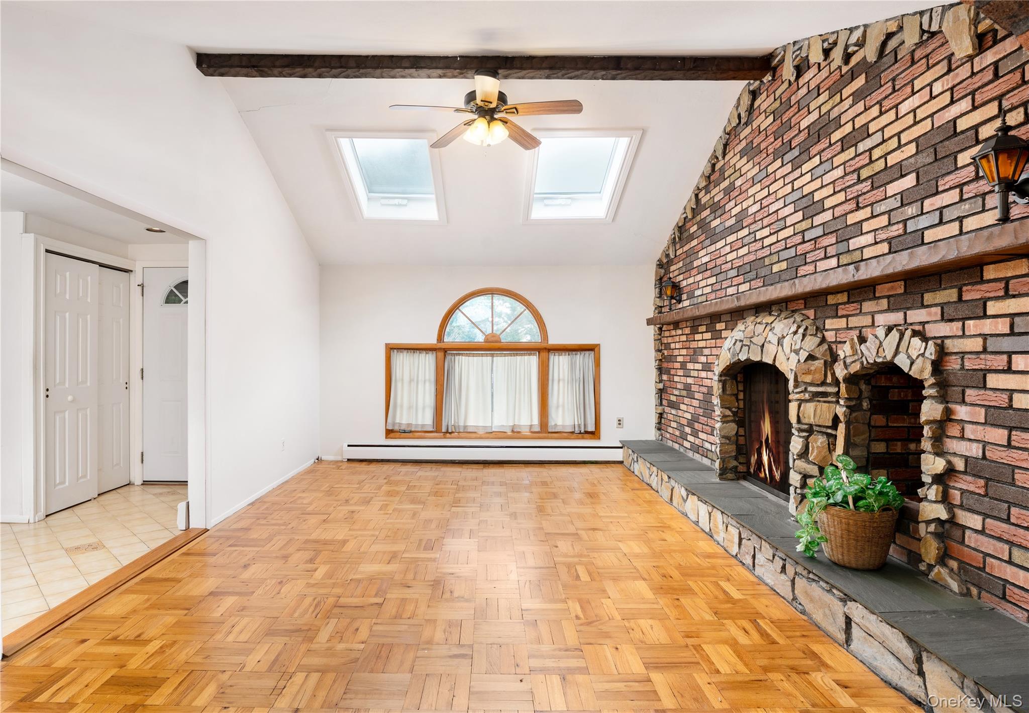 4 Comet Road, Selden, NY 11784