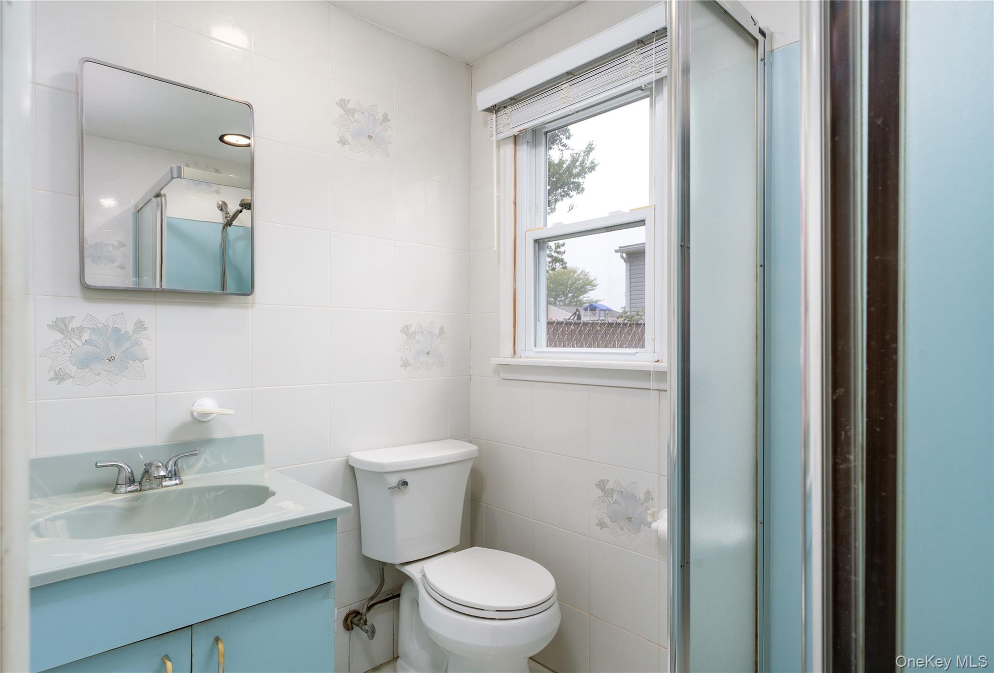 4 Comet Road, Selden, NY 11784