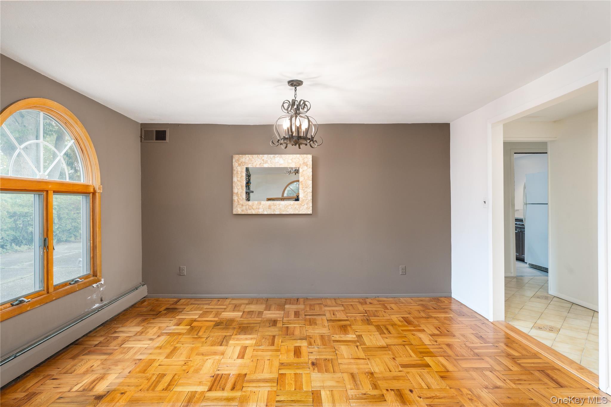 4 Comet Road, Selden, NY 11784