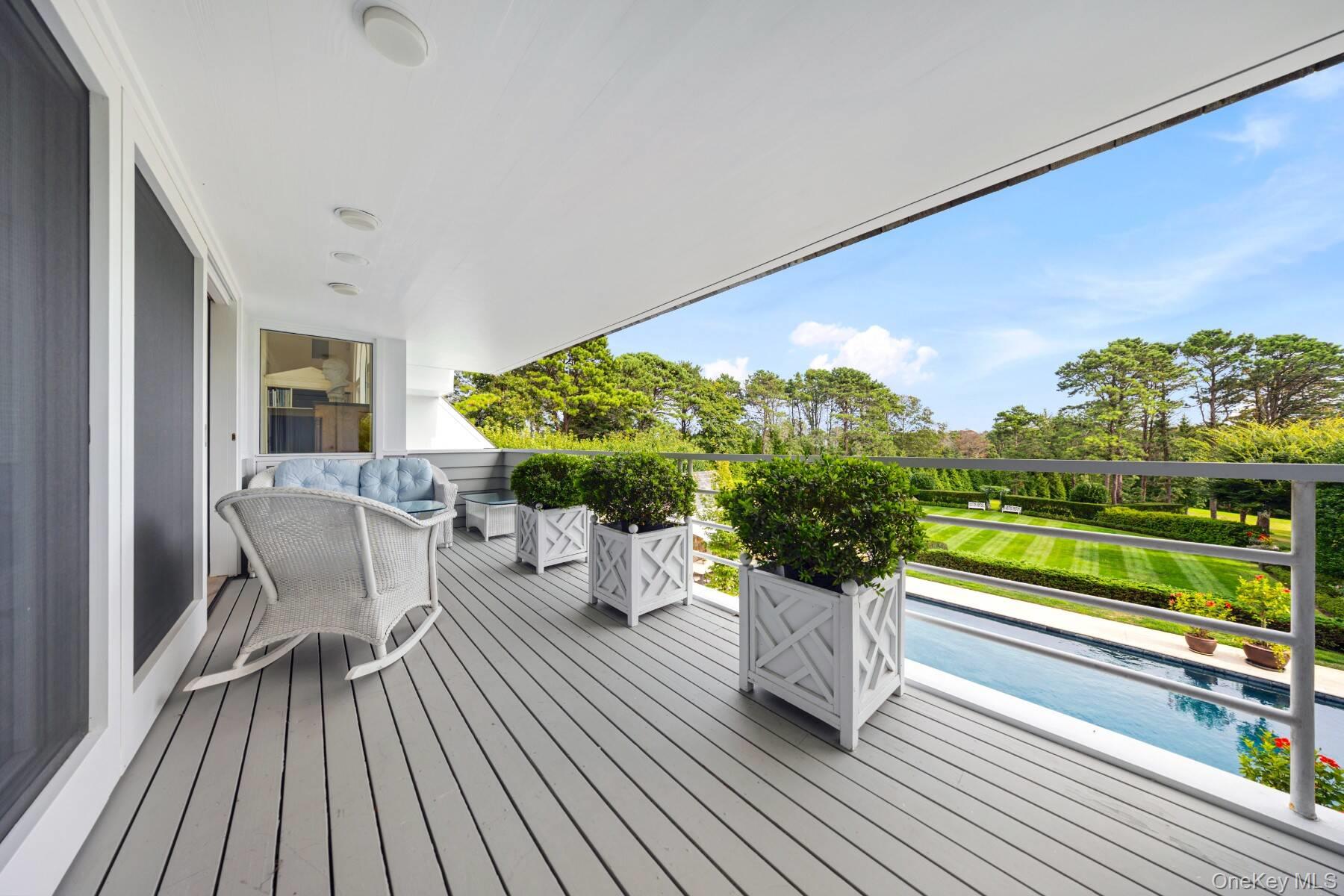 20 Hillside Road, Southampton, NY 11968