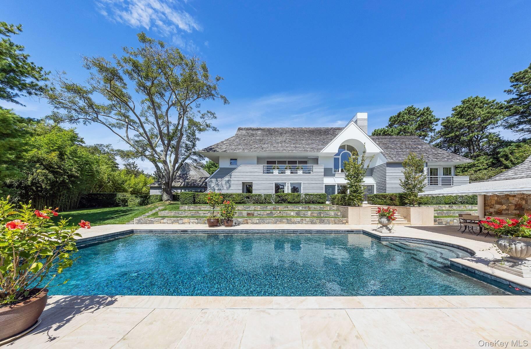 20 Hillside Road, Southampton, NY 11968