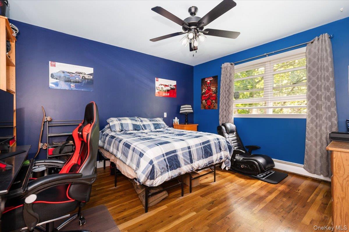 677 Meadow Road, Smithtown, NY 11787