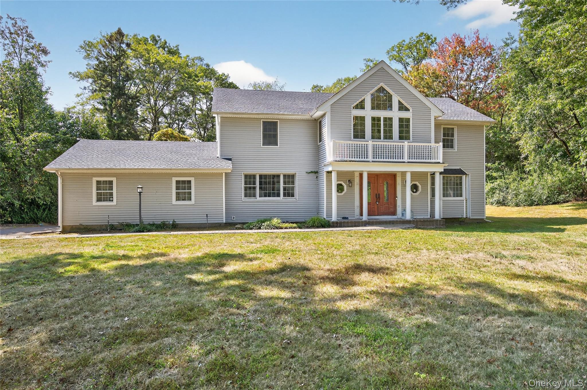 19 Woodvale Drive, Laurel Hollow, NY 11791