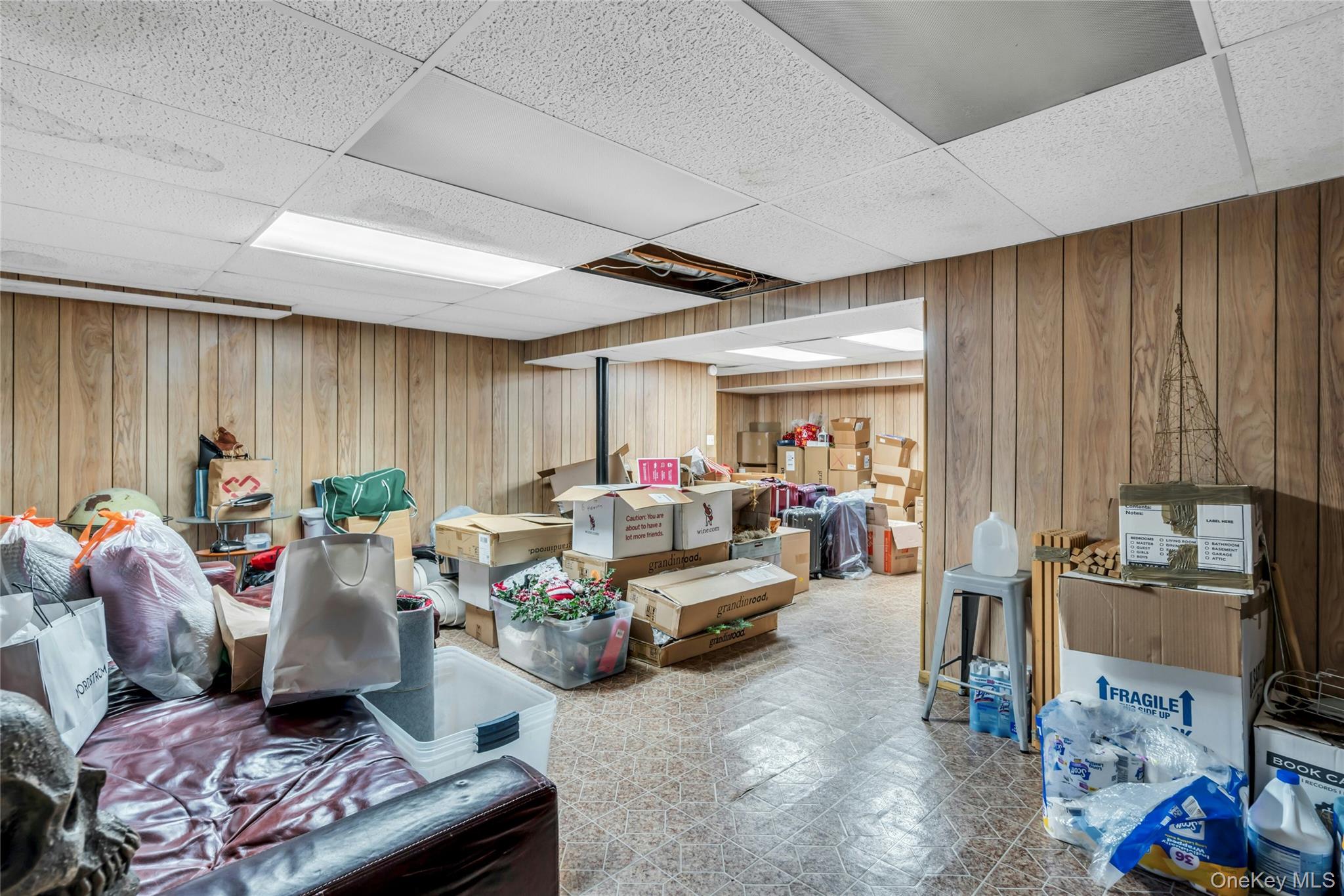 6 Harmony Road, Huntington, NY 11743